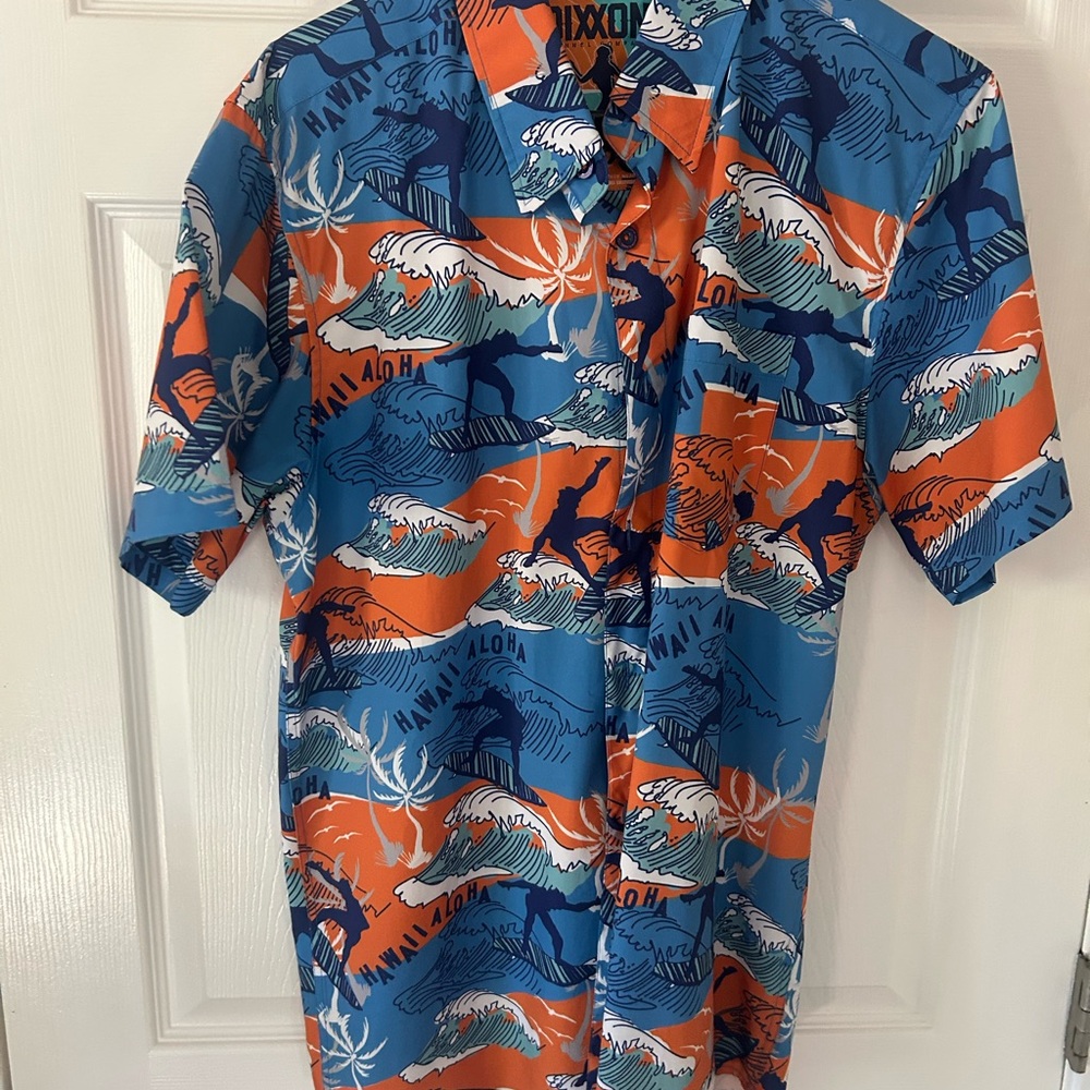 DIXXON Men’s Medium “Alotta Aloha” Party Shirt. Like new.